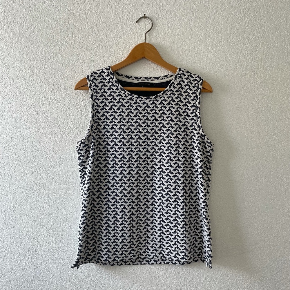 Banana Republic Textured Sleeveless Top, Medium